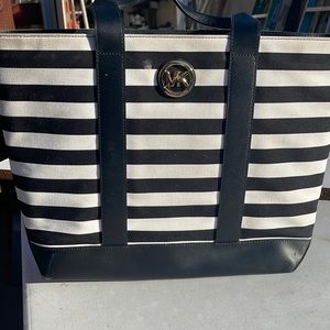 Michael Kors Tote